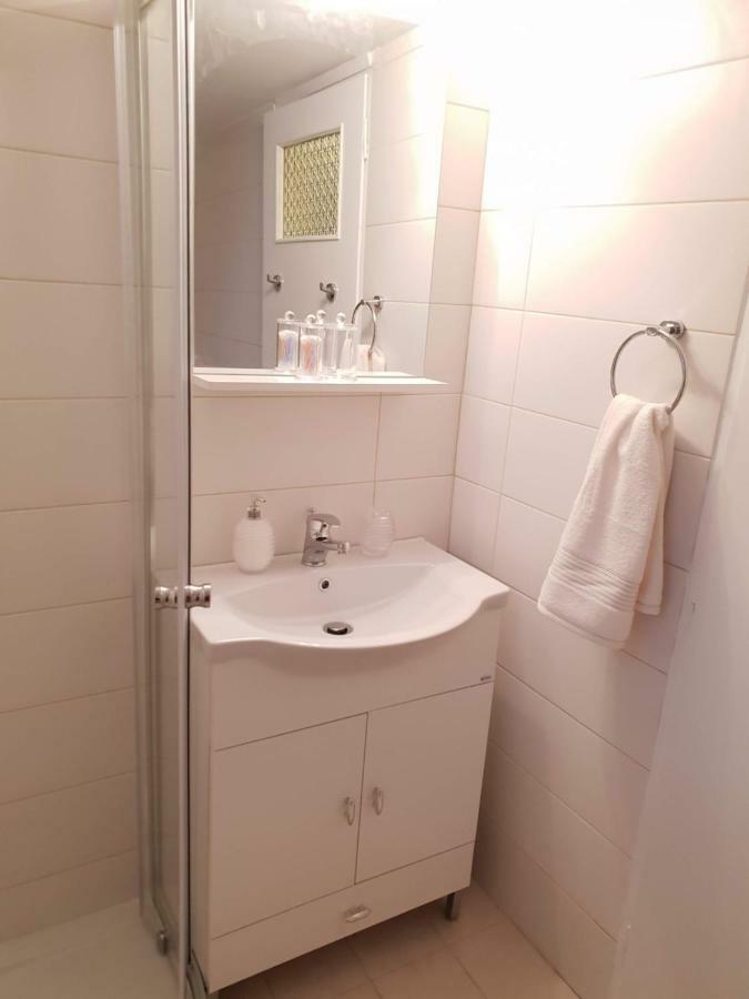 Lemesou Apartments باترا المظهر الخارجي الصورة